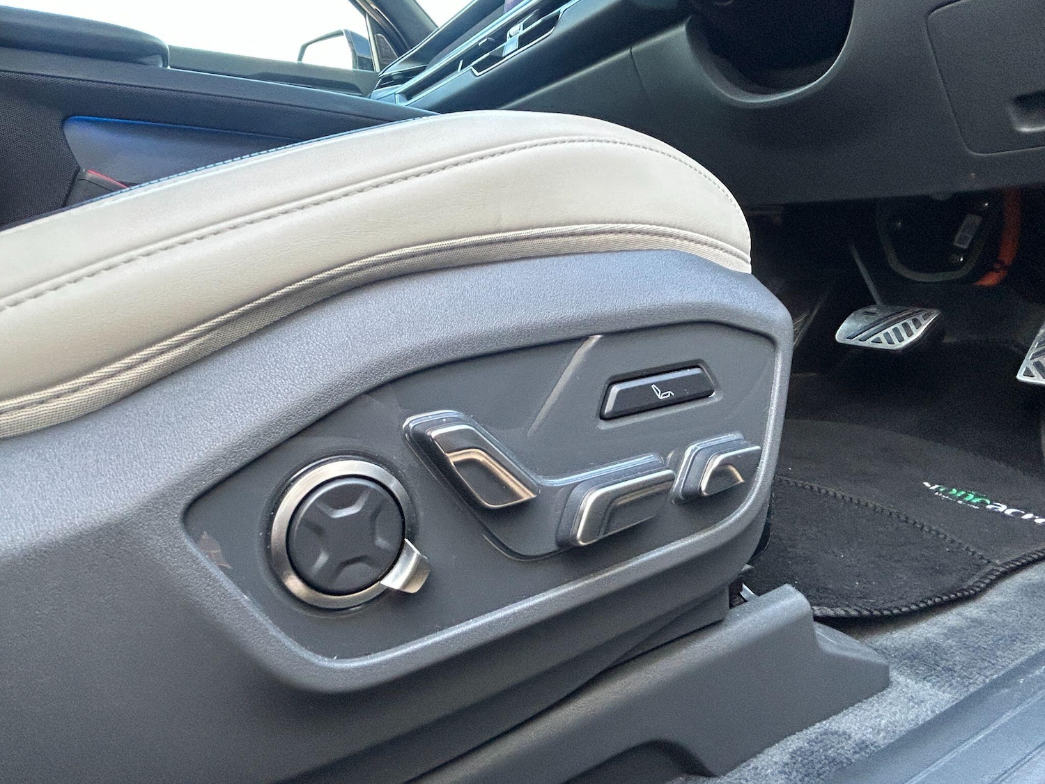 Used Kia EV9 2024 for sale - 76085153: Photo 36