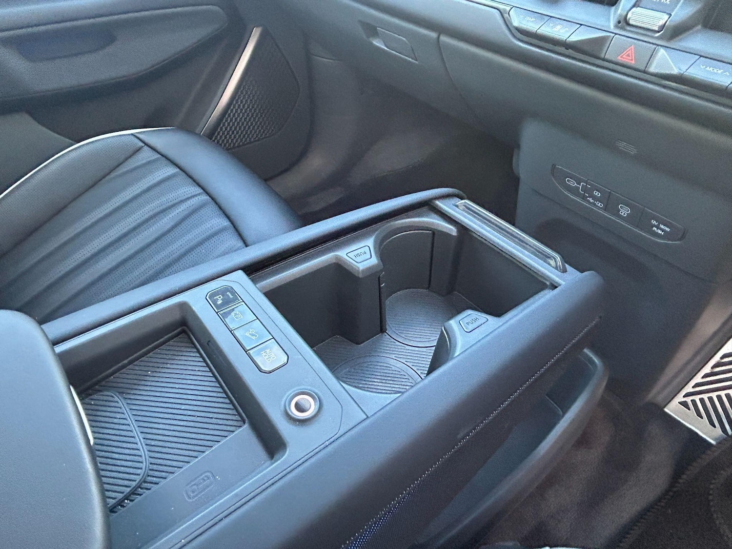 Used Kia EV9 2024 for sale - 76085153: Photo 40