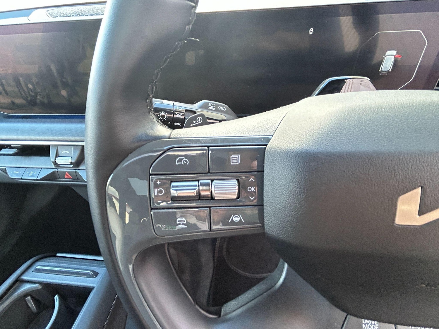 Used Kia EV9 2024 for sale - 76085153: Photo 46
