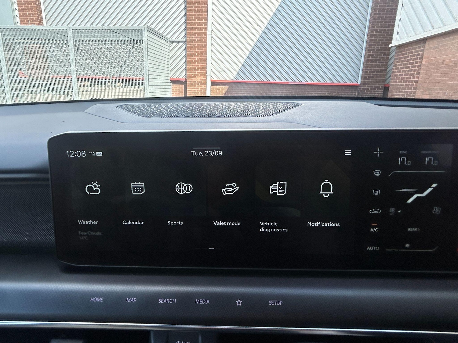 Used Kia EV9 2024 for sale - 76085153: Photo 58