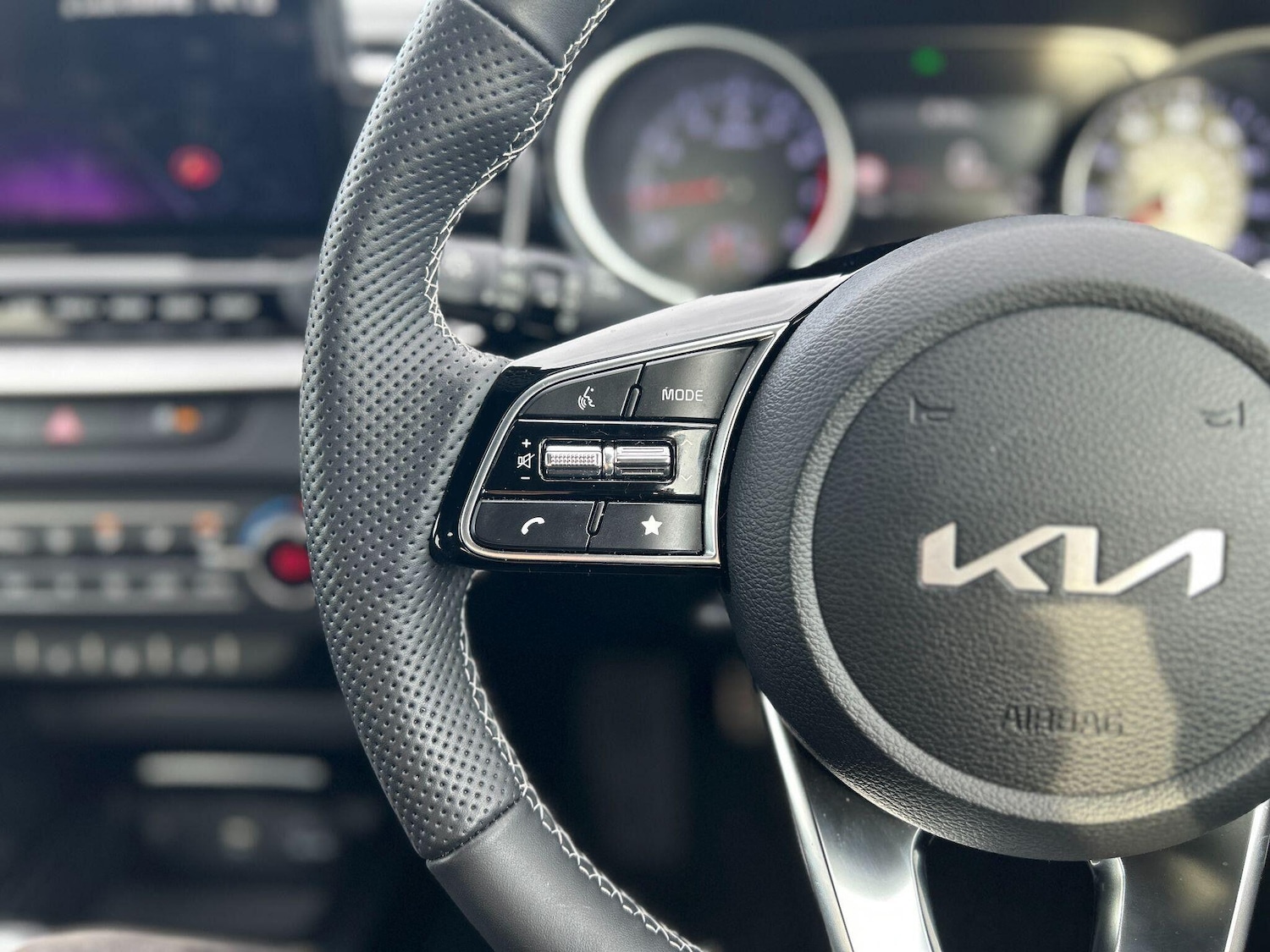 Used Kia Ceed 2025 for sale - 76765917: Photo 9