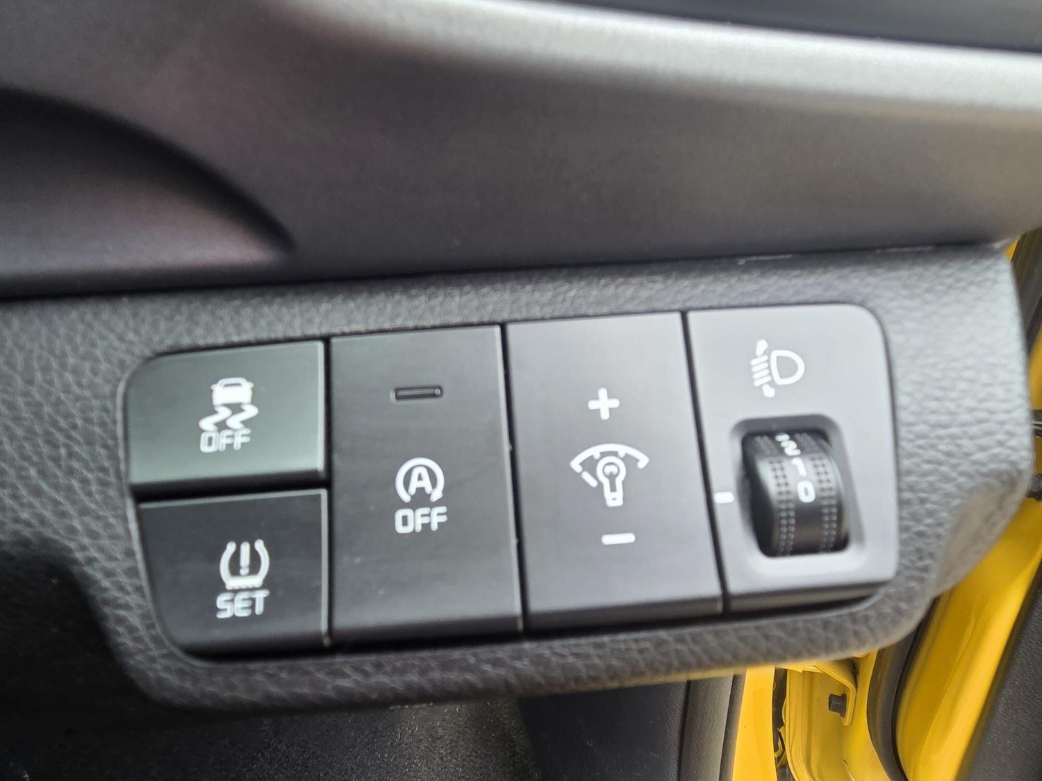 Used Kia Stonic 2022 for sale - 77940415: Photo 16