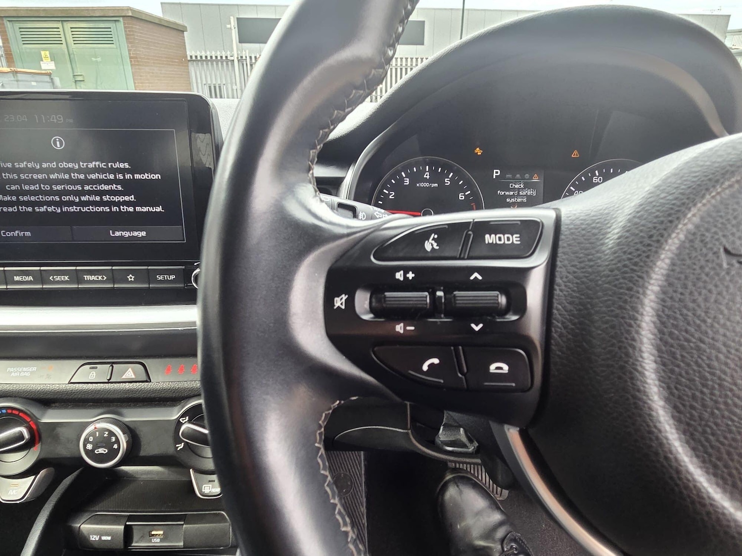 Used Kia Stonic 2022 for sale - 77940415: Photo 18