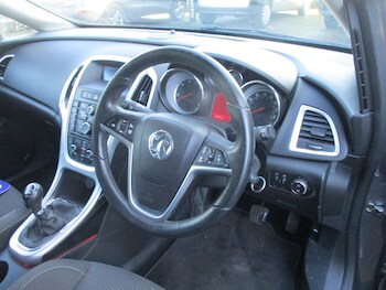 Used Vauxhall Astra 2012 for sale - 79570130: Photo