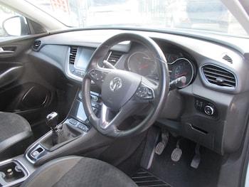 Used Vauxhall Grandland X 2018 for sale - 79570163: Photo