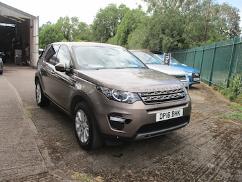 Used Land Rover Discovery Sport 2016 for sale - 79570155: Photo