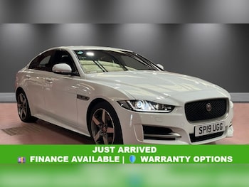Used Jaguar XE 2019 for sale - 79245036: Photo