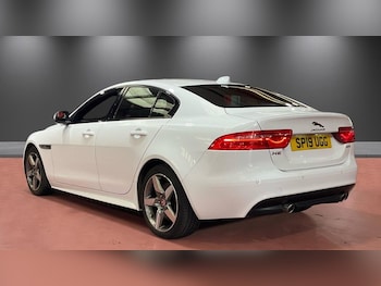 Used Jaguar XE 2019 for sale - 79245036: Photo