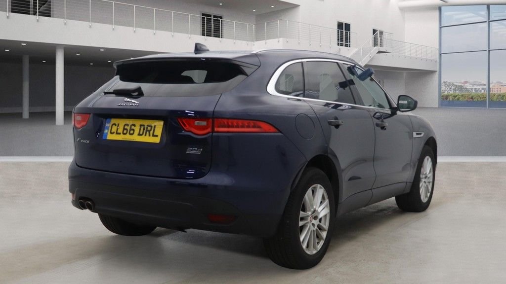 Used Jaguar F-Pace 2016 for sale - 77936715: Photo 10
