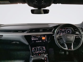 Used Audi e-tron 2020 for sale - 79449684: Photo