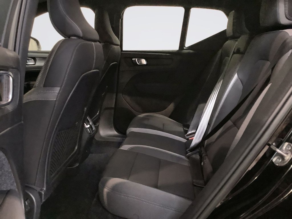 Used Volvo XC40 2023 for sale - 77627399: Photo 13