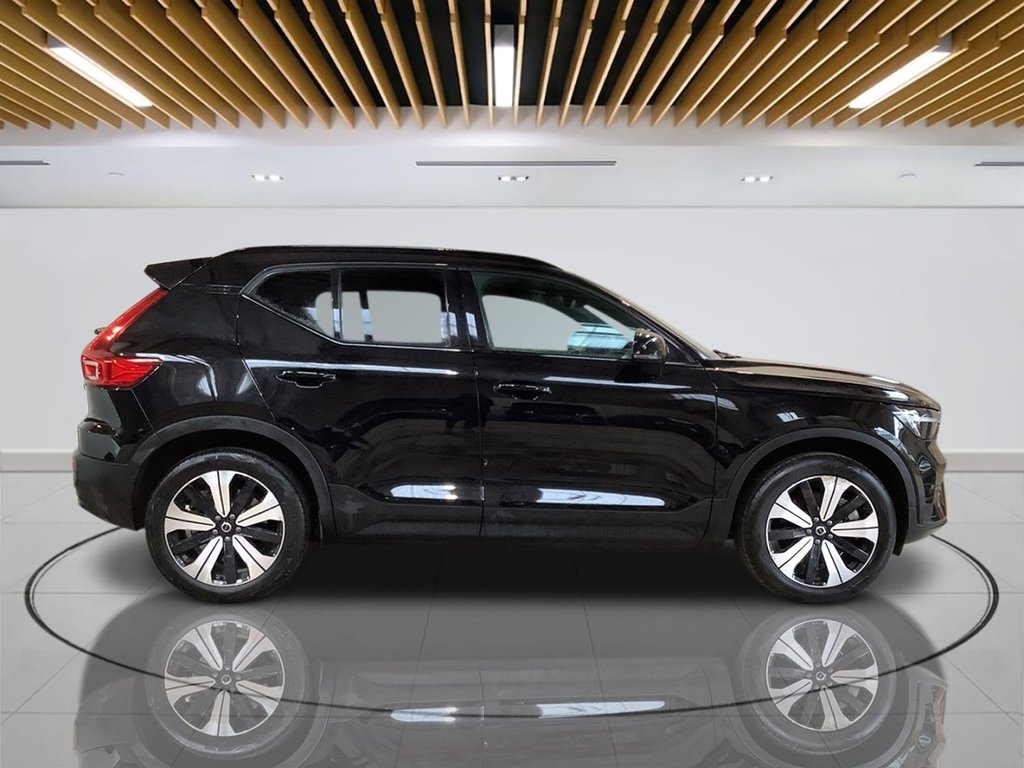 Used Volvo XC40 2023 for sale - 77627399: Photo 8
