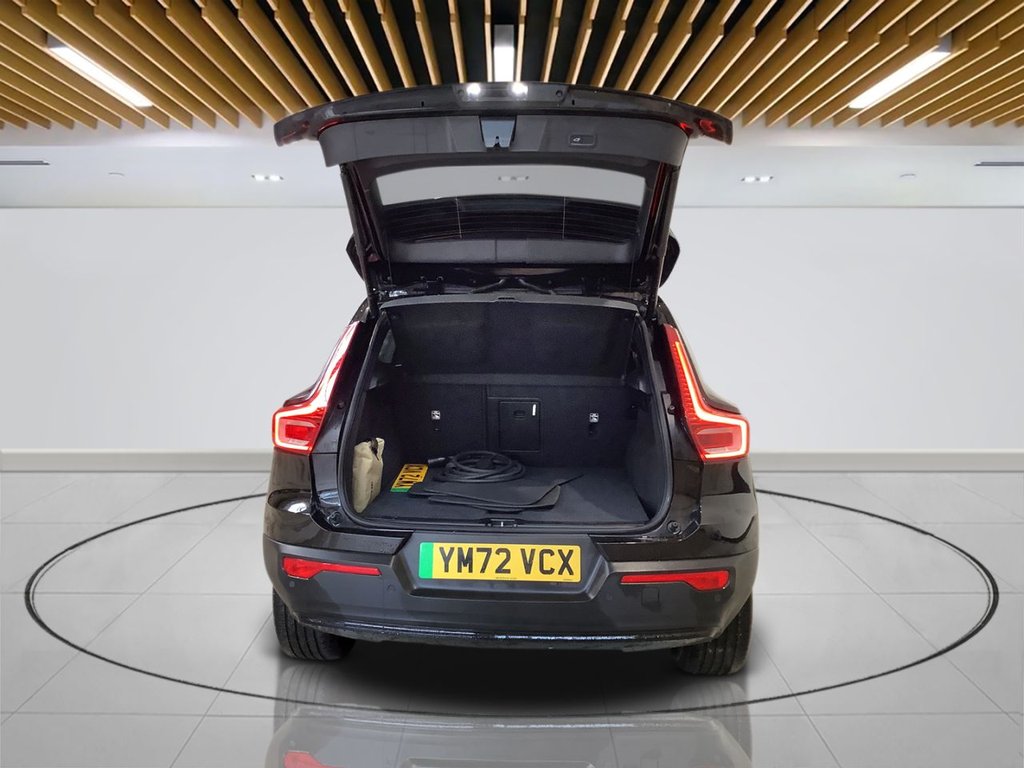 Used Volvo XC40 2023 for sale - 77627399: Photo 9