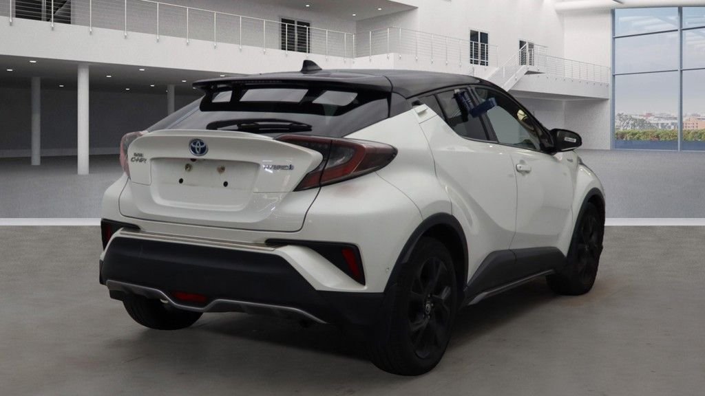 Used Toyota C-HR 2018 for sale - 76132671: Photo 4