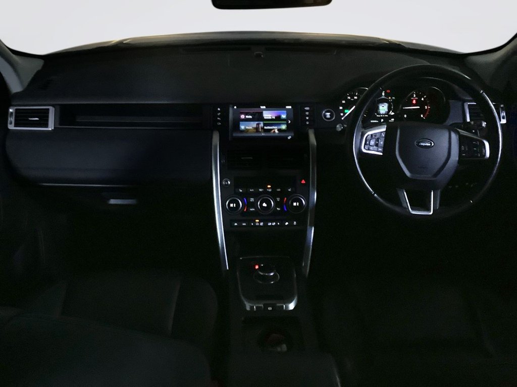 Used Land Rover Discovery Sport 2017 for sale - 76665676: Photo 3