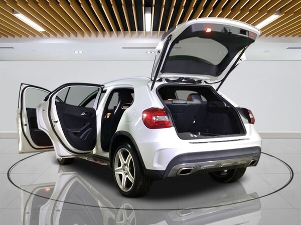 Used Mercedes-Benz GLA 2018 for sale - 76303581: Photo 10
