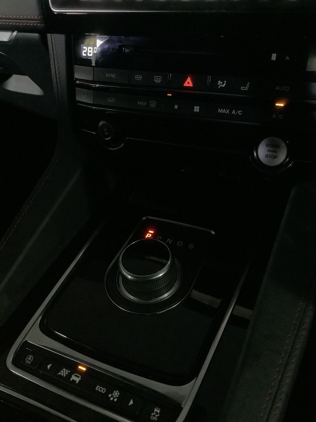 Used Jaguar F-Pace 2020 for sale - 76665672: Photo 24