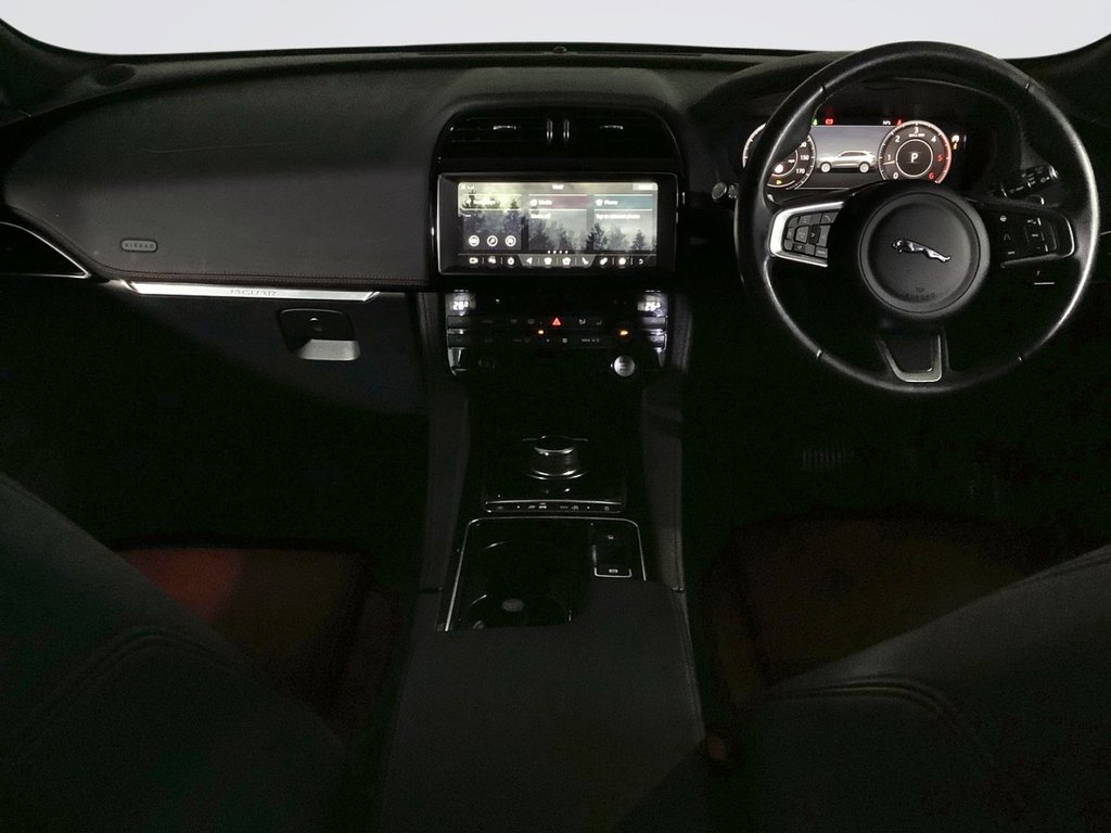 Used Jaguar F-Pace 2020 for sale - 76665672: Photo 3