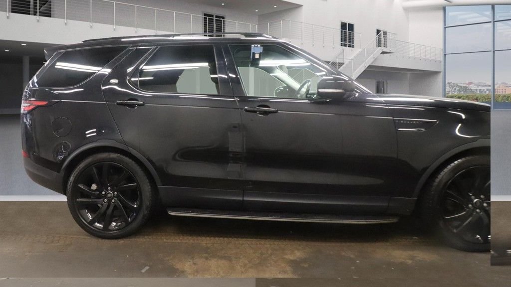 Used Land Rover Discovery 2018 for sale - 76803756: Photo 5