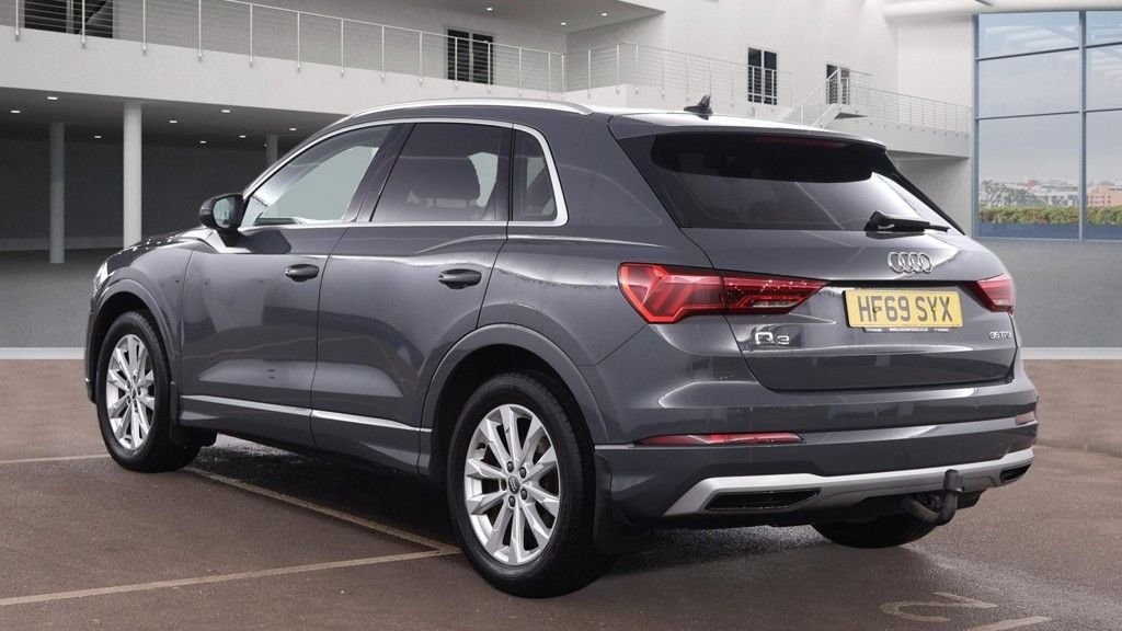 Used Audi Q3 2019 for sale - 77287947: Photo 3