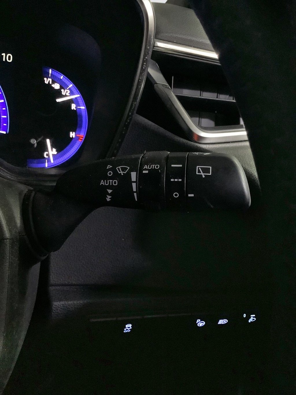 Used Toyota Corolla 2020 for sale - 76509605: Photo 21