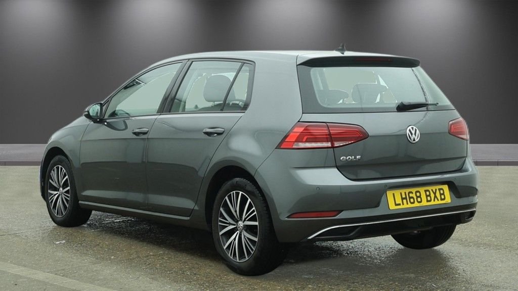 Used Volkswagen Golf 2019 for sale - 78134509: Photo 3