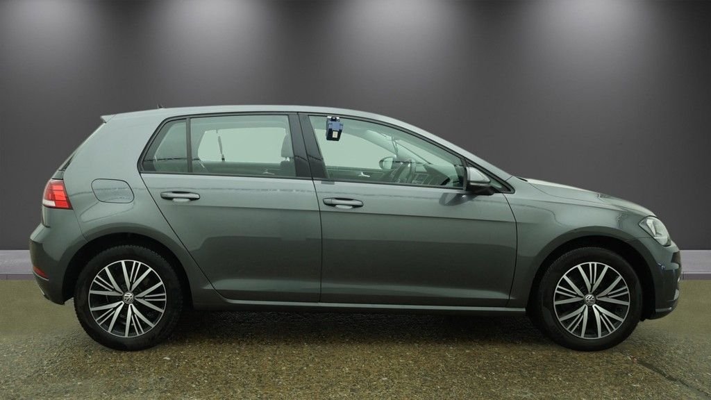 Used Volkswagen Golf 2019 for sale - 78134509: Photo 5