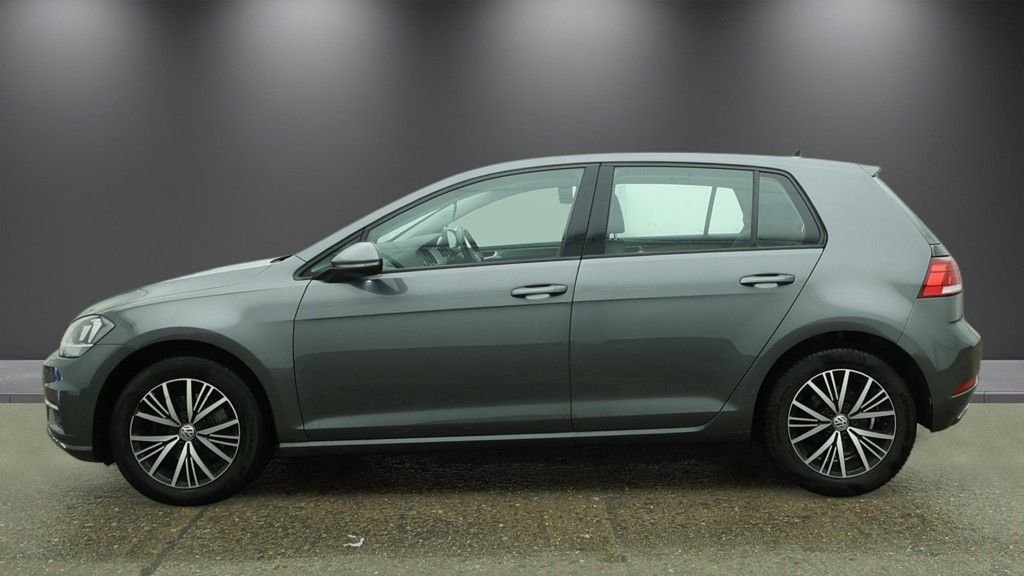 Used Volkswagen Golf 2019 for sale - 78134509: Photo 6