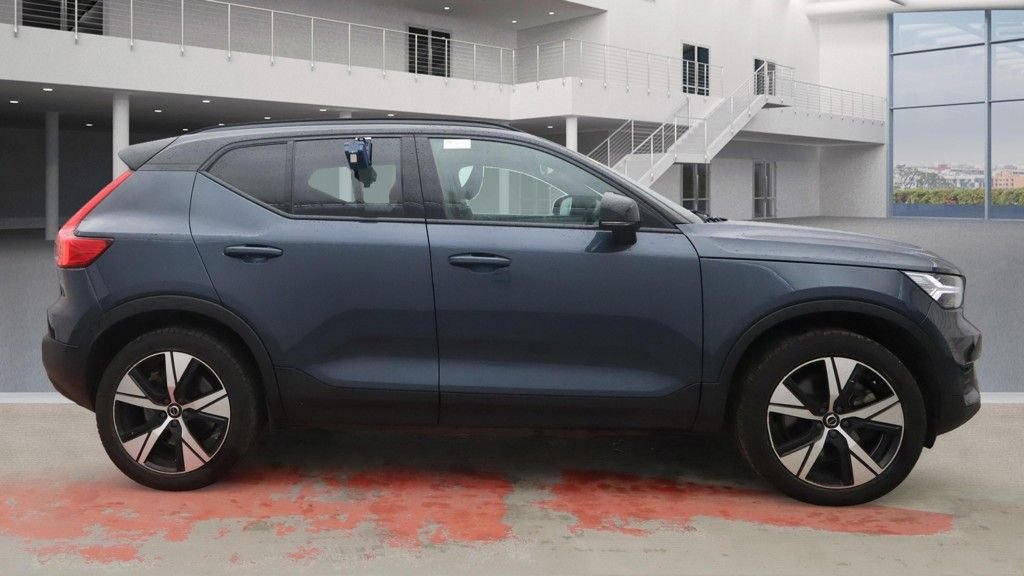 Used Volvo XC40 2021 for sale - 77302582: Photo 11