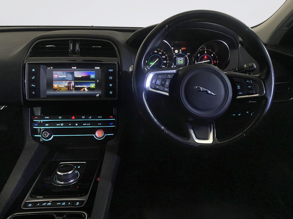 Used Jaguar F-Pace 2018 for sale - 77919645: Photo 11