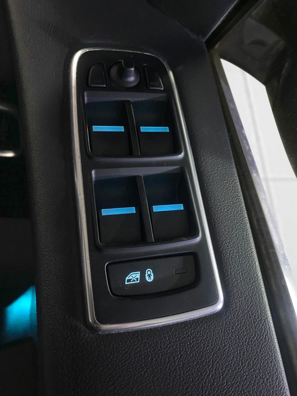 Used Jaguar F-Pace 2018 for sale - 77919645: Photo 24