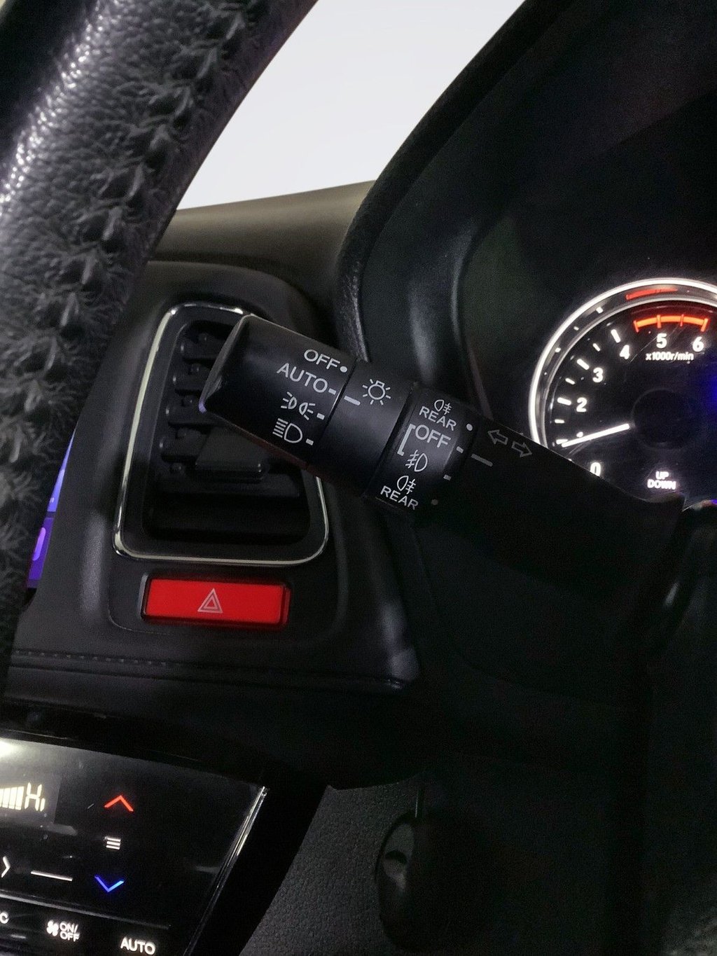 Used Honda HR-V 2016 for sale - 76797593: Photo 18