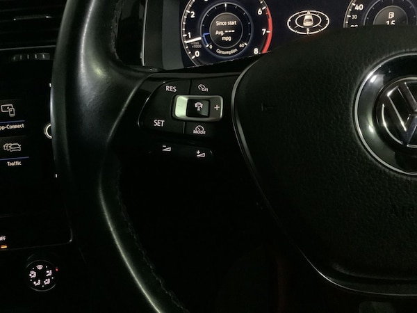 Used Volkswagen Golf 2017 for sale - 76303686: Photo 15