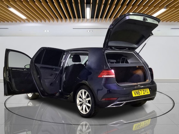 Used Volkswagen Golf 2017 for sale - 76303686: Photo 8