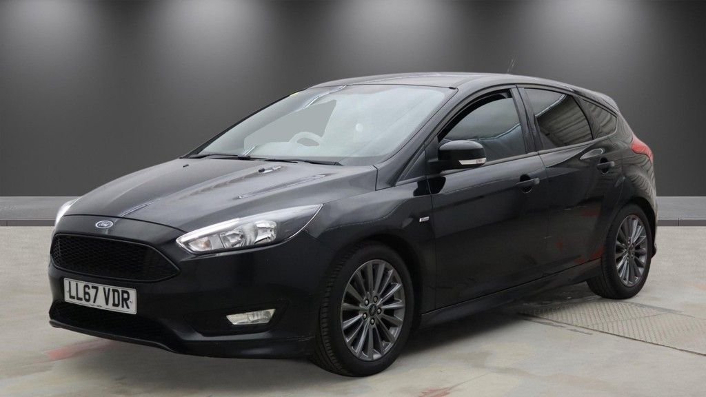 Used Ford Focus 2017 for sale - 78153958: Photo 2