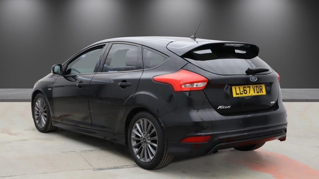 Used Ford Focus 2017 for sale - 78153958: Photo 3