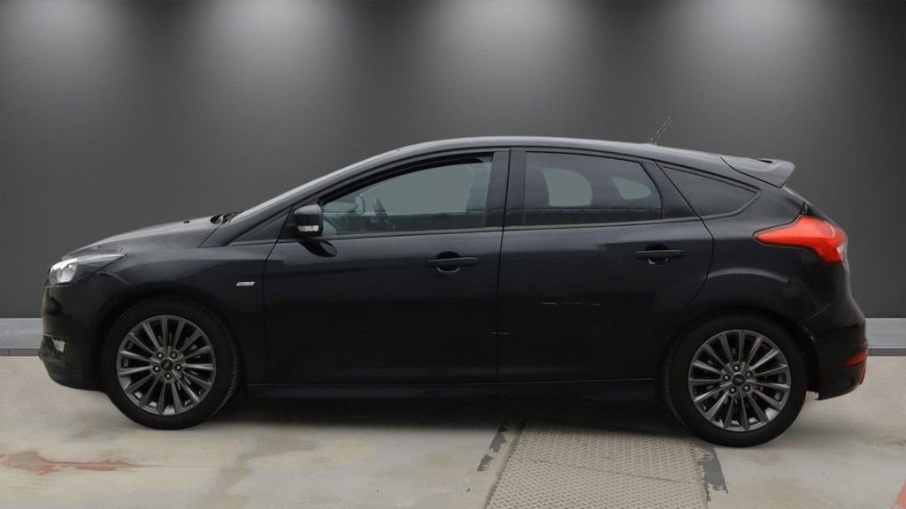 Used Ford Focus 2017 for sale - 78153958: Photo 6