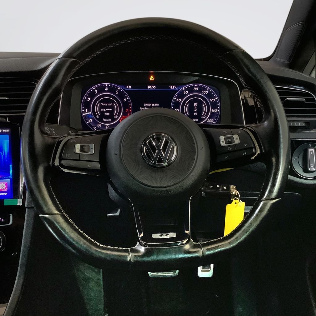 Used Volkswagen Golf 2017 for sale - 78022154: Photo 16