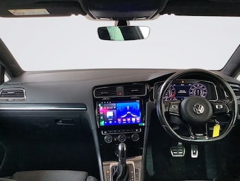 Used Volkswagen Golf 2017 for sale - 78022154: Photo