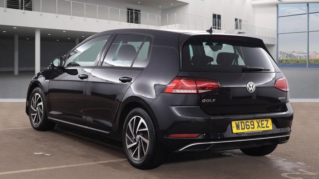 Used Volkswagen Golf 2020 for sale - 77583554: Photo 3