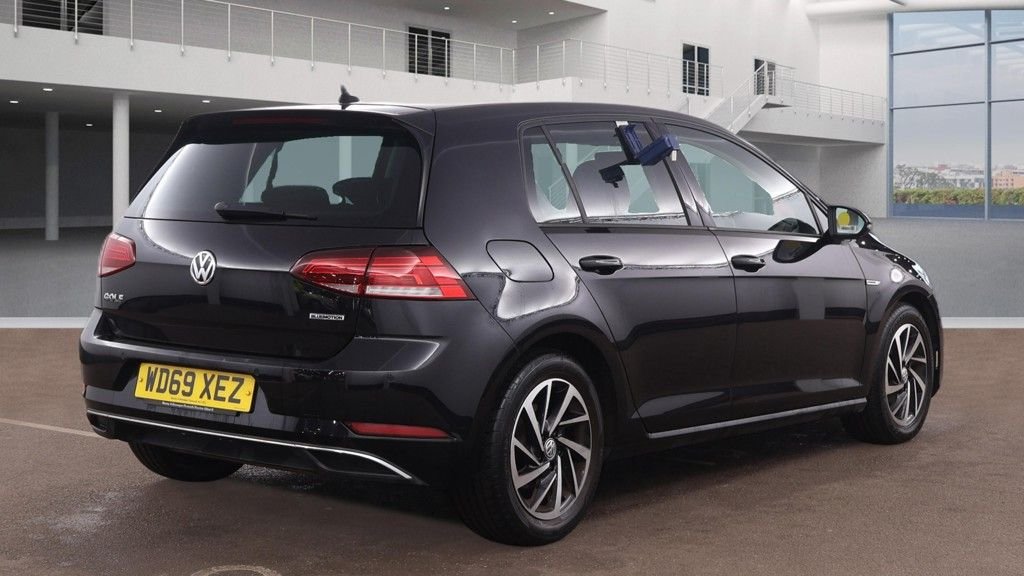 Used Volkswagen Golf 2020 for sale - 77583554: Photo 4