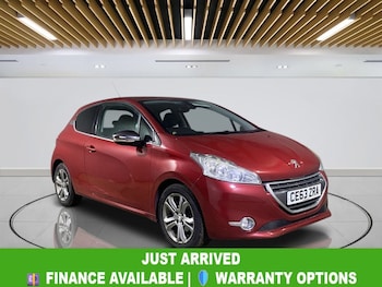 Used Peugeot 208 2013 for sale - 77952728: Photo
