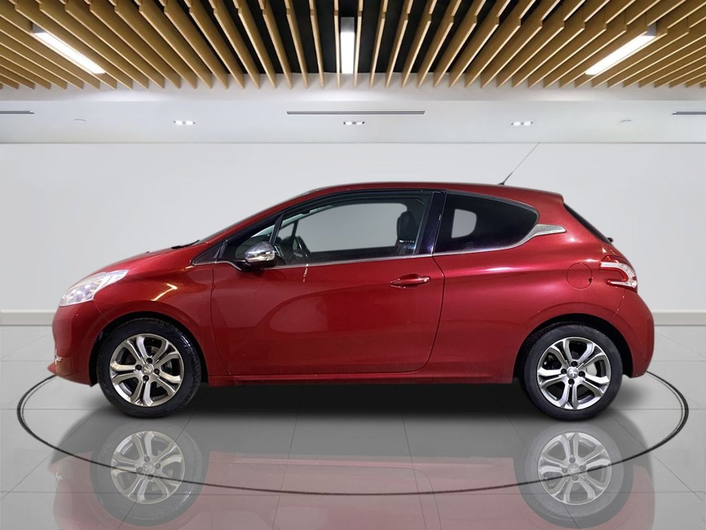 Used Peugeot 208 2013 for sale - 77952728: Photo 4