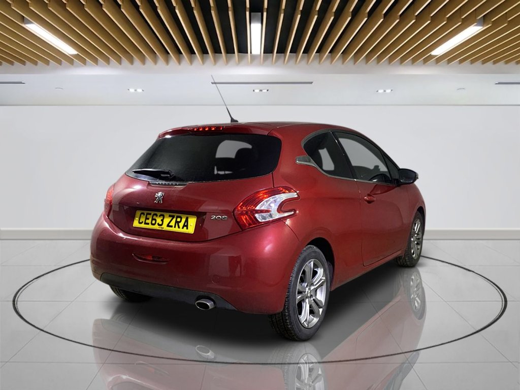 Used Peugeot 208 2013 for sale - 77952728: Photo 7