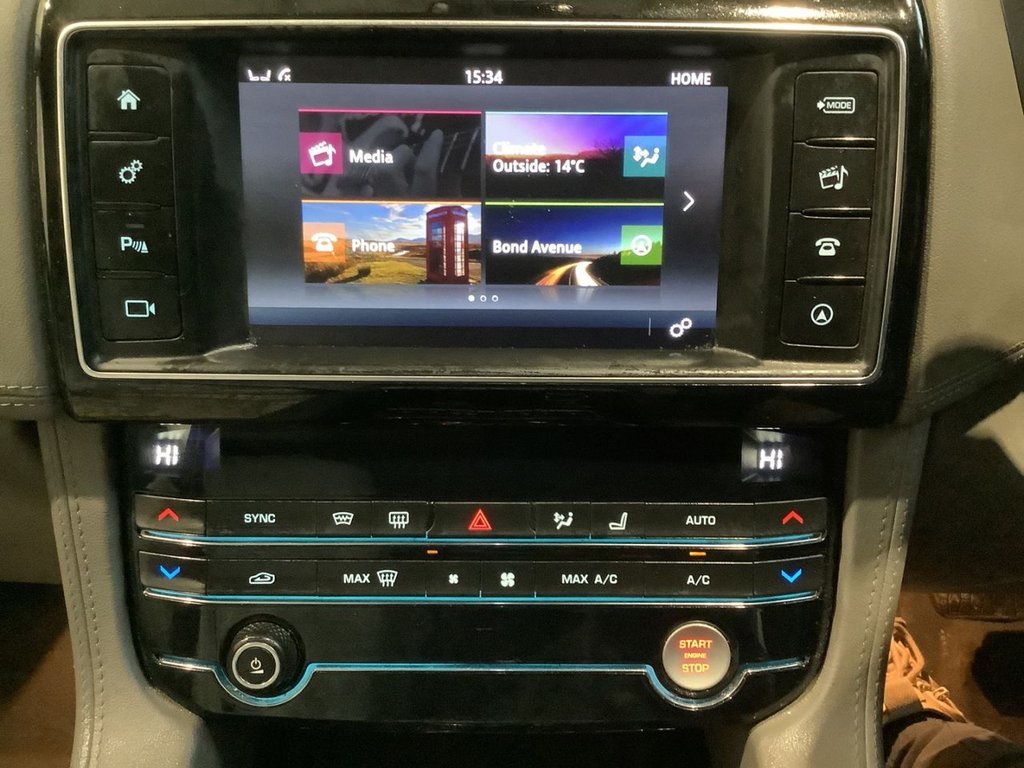 Used Jaguar F-Pace 2018 for sale - 76999238: Photo 19