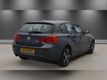 Used BMW 1 Series 2019 for sale - 79089805: Photo