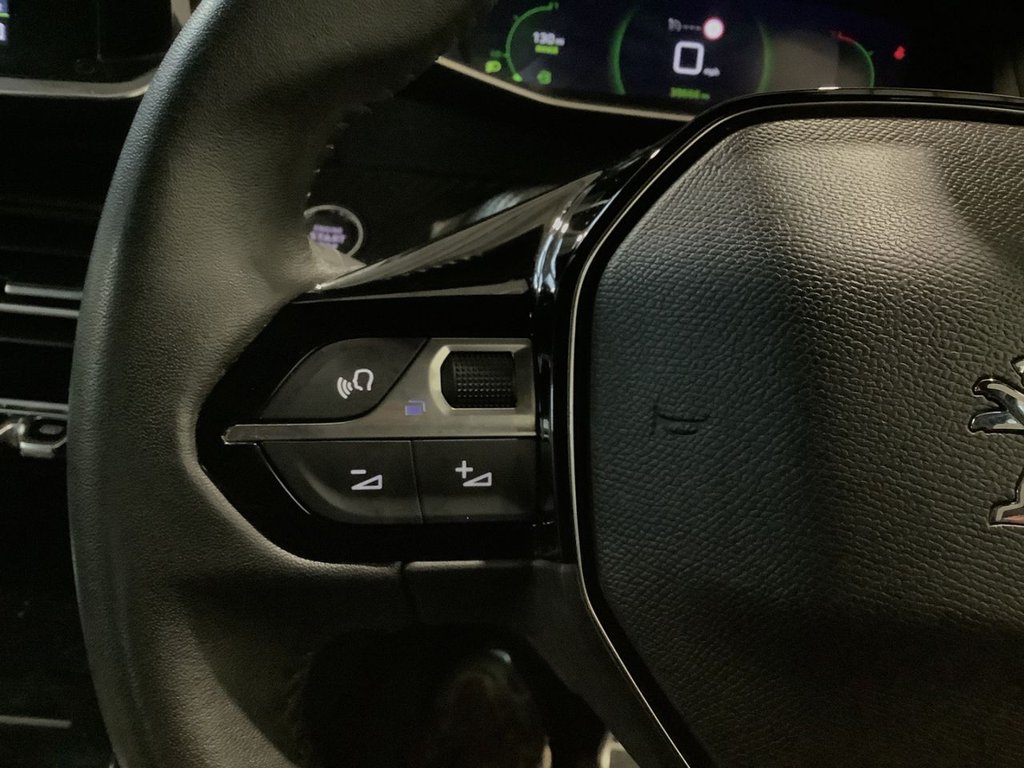 Used Peugeot 2008 2023 for sale - 77457517: Photo 17