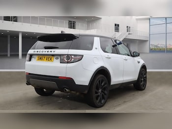 Used Land Rover Discovery Sport 2017 for sale - 76788012: Photo