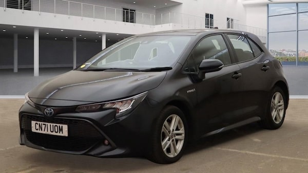 Used Toyota Corolla 2021 for sale - 76313154: Photo 2