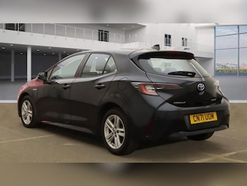 Used Toyota Corolla 2021 for sale - 76313154: Photo 3